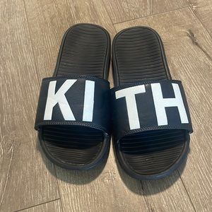 Kith slides